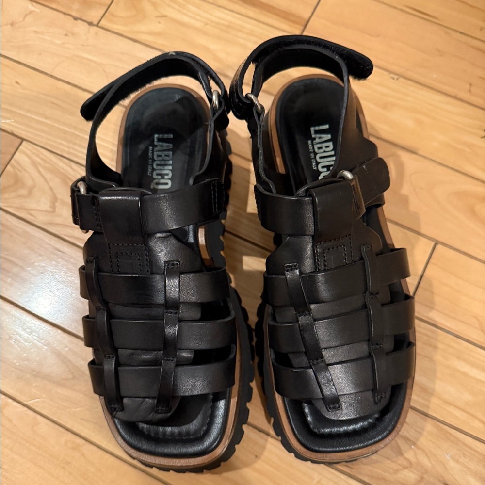 Labucq Black Leather Slingback Sandal